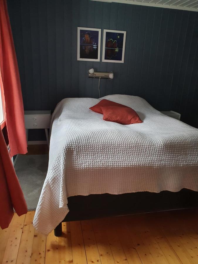 Sjohaug Rorbu Apartment Москенес Екстериор снимка